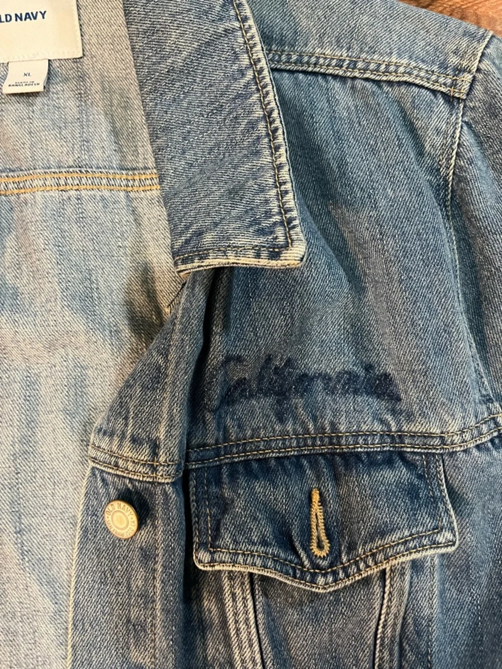 Old Navy Medium Wash Blue Denim Jacket with Subtle Embroidery - Picture 3 of 4
